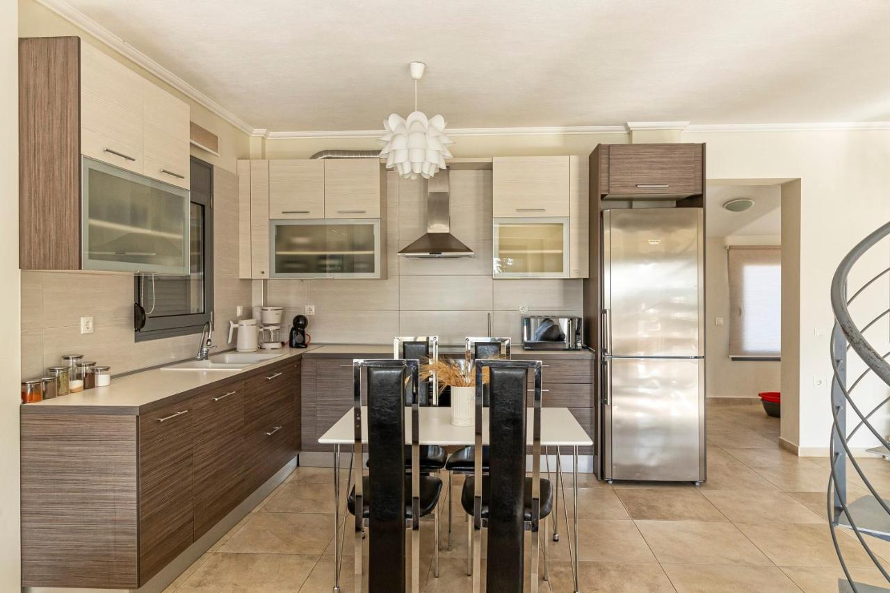 Villa Nefeli & Dina By Diomedes Group *