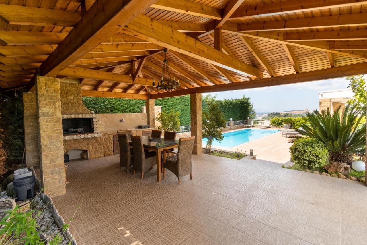 Nefeli & Dina By Diomedes Group Villa