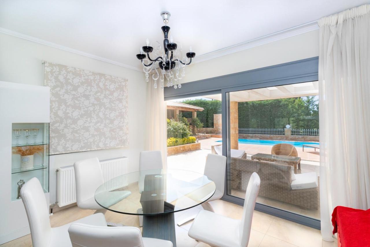 Nefeli & Dina By Diomedes Group Villa
