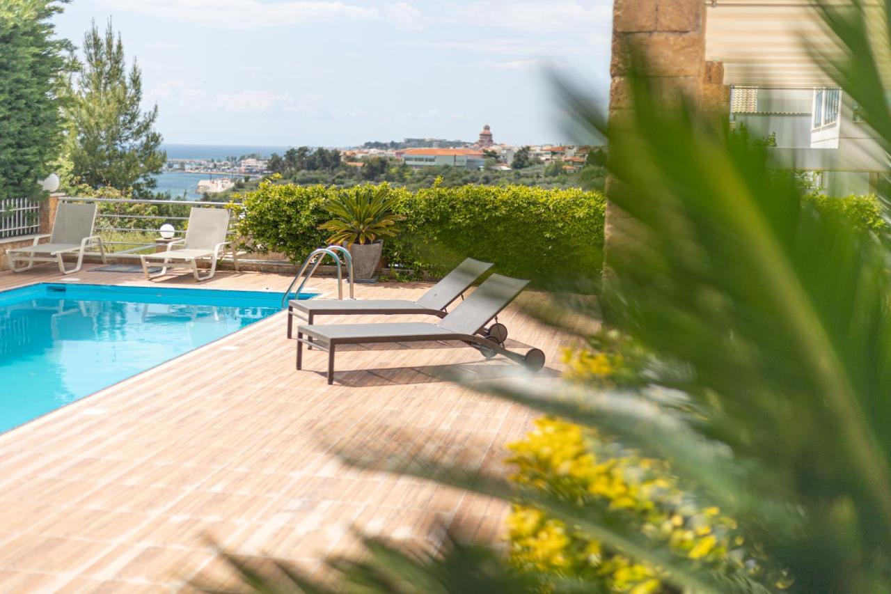 Nefeli & Dina By Diomedes Group